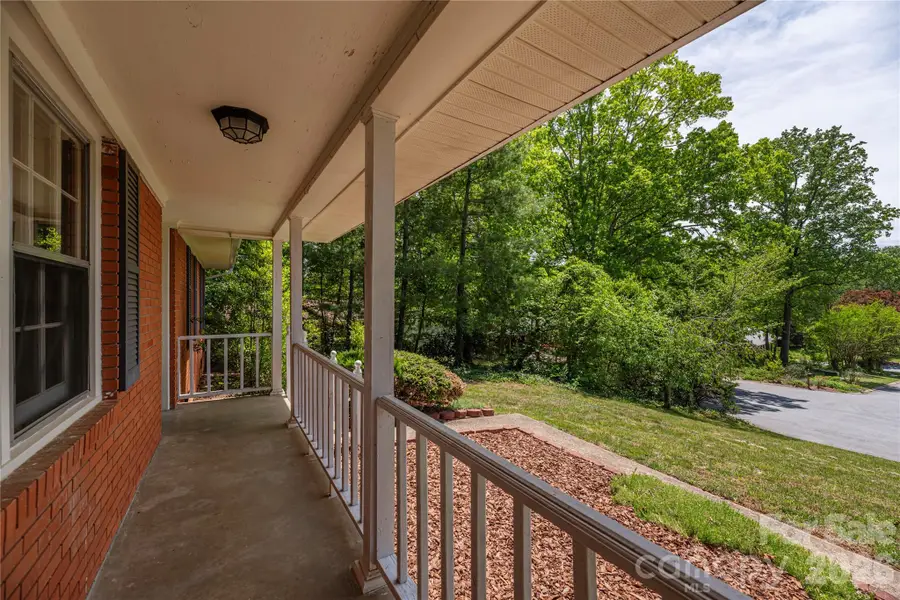 7 Crestview Court, Arden, NC 28704 - #3