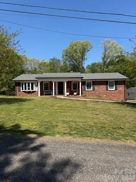 1126 Cannon Drive, Lenoir, NC 28645 - #1