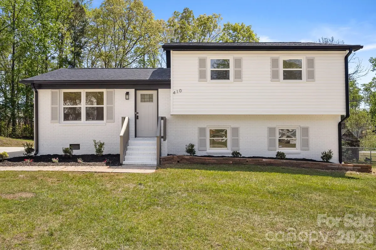 410 York Road, Troutman, NC 28166 - #1