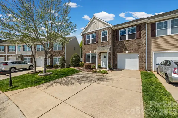 334 Battery Circle, Clover, SC 29710