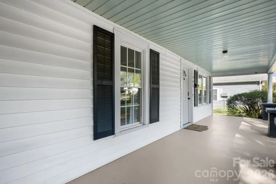 304 Garrou Avenue Se, Valdese, NC 28690 - #3