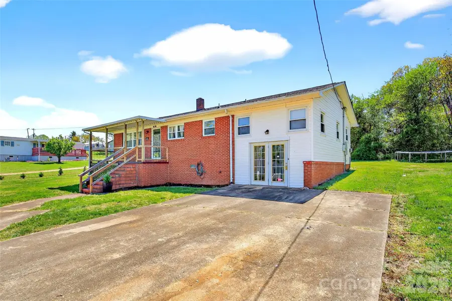 85 Bostic Street, Marion, NC 28752 - #2