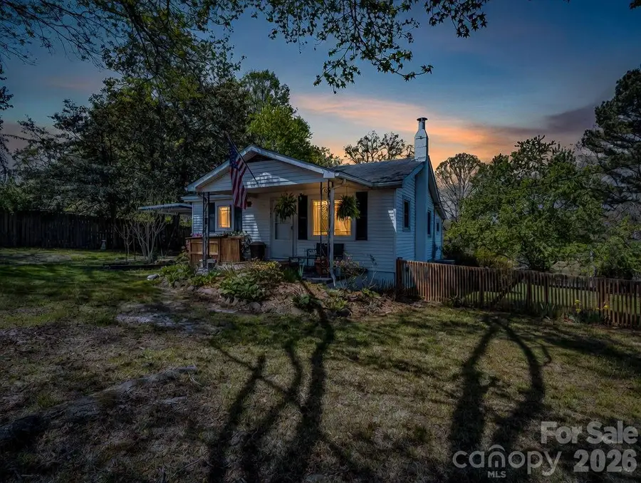 961 Mid Allen Road, Hendersonville, NC 28792 - #2