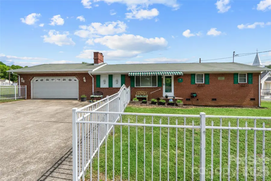 202 Reese Street, Gastonia, NC 28056 - #2