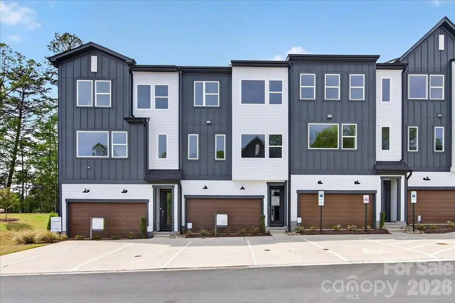 7925 Cedarsmith Court, Charlotte, NC 28217 - #2