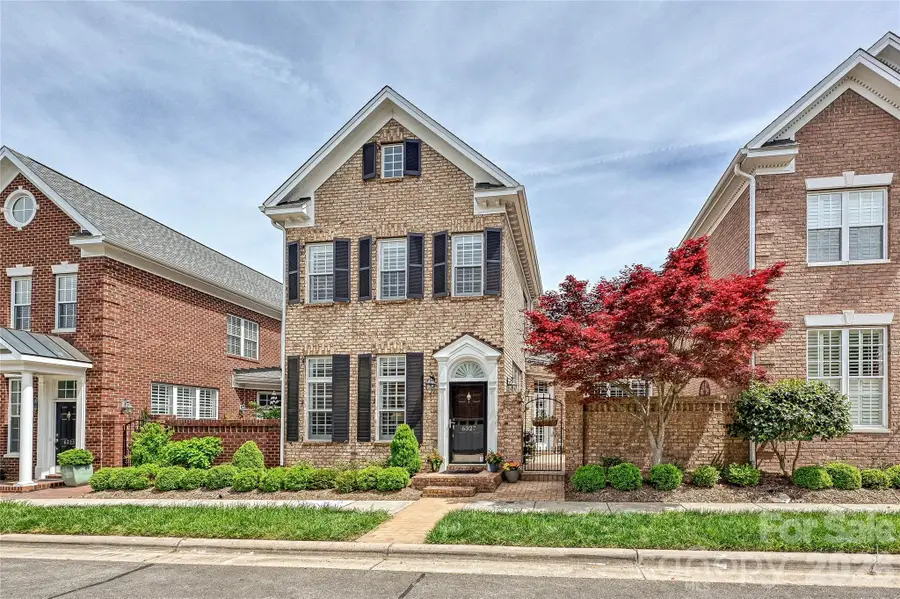 6327 Kiftsgate Court, Charlotte, NC 28226 - #2