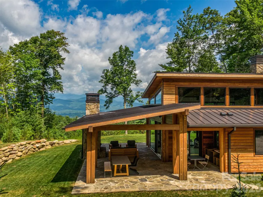 30 Banks Lane, Brevard, NC 28712 - #2