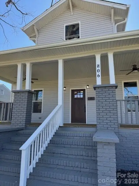 806 4th Street Drive Nw, Hickory, NC 28601 - #1