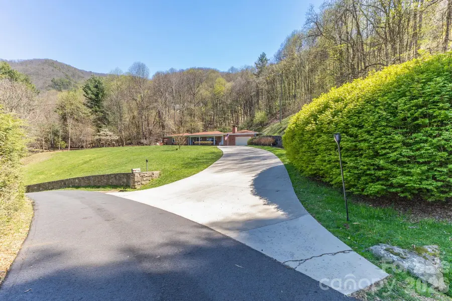 87 Rockwood Road, Waynesville, NC 28786 - #2