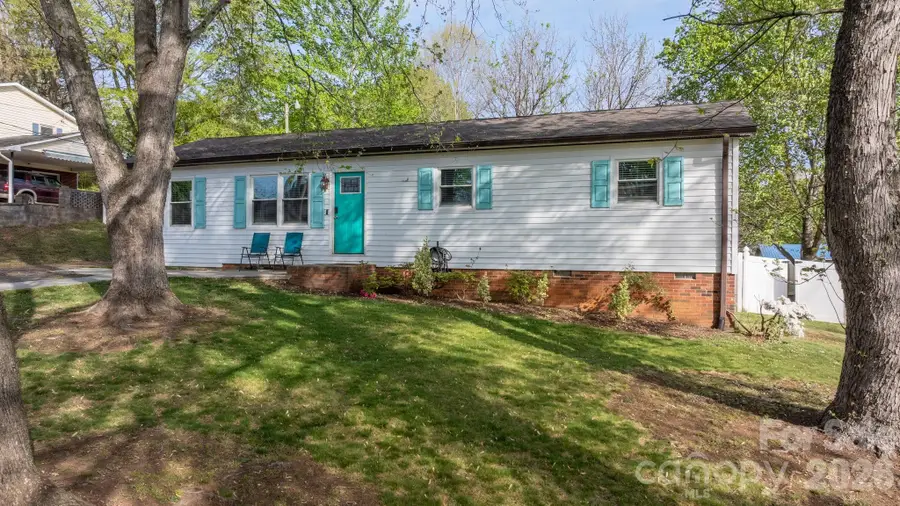 19 Claridge Court, Newton, NC 28658 - #3