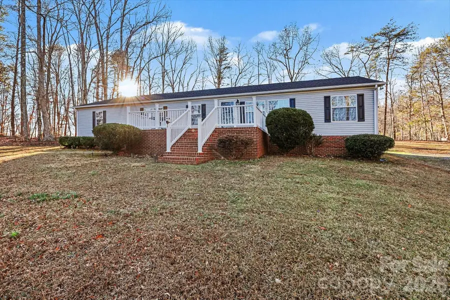 1115 Cross Creek Drive, Walnut Cove, NC 27052 - #3