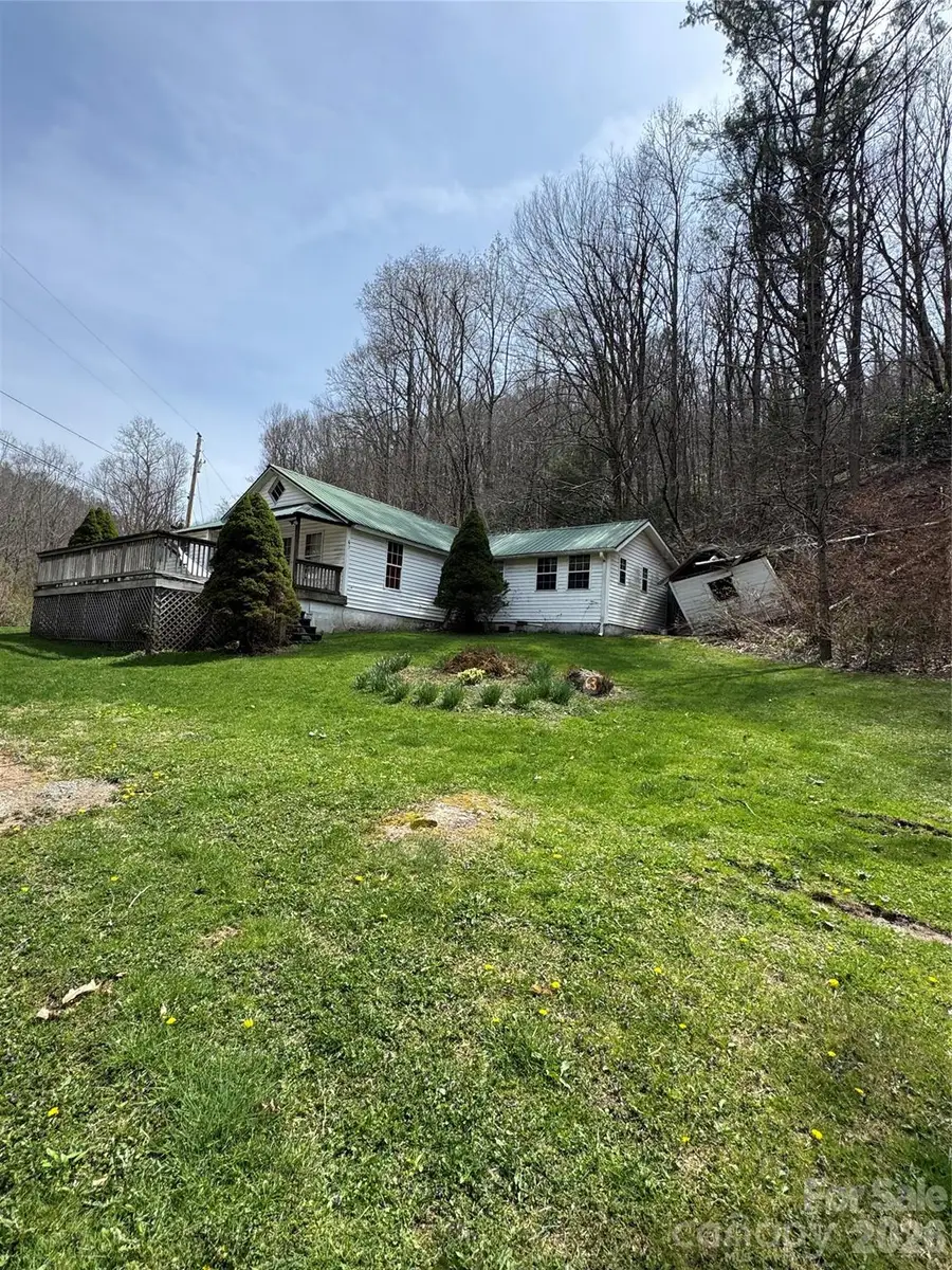 63 Jeffrey Franklin Lane, Newland, NC 28657 - #2