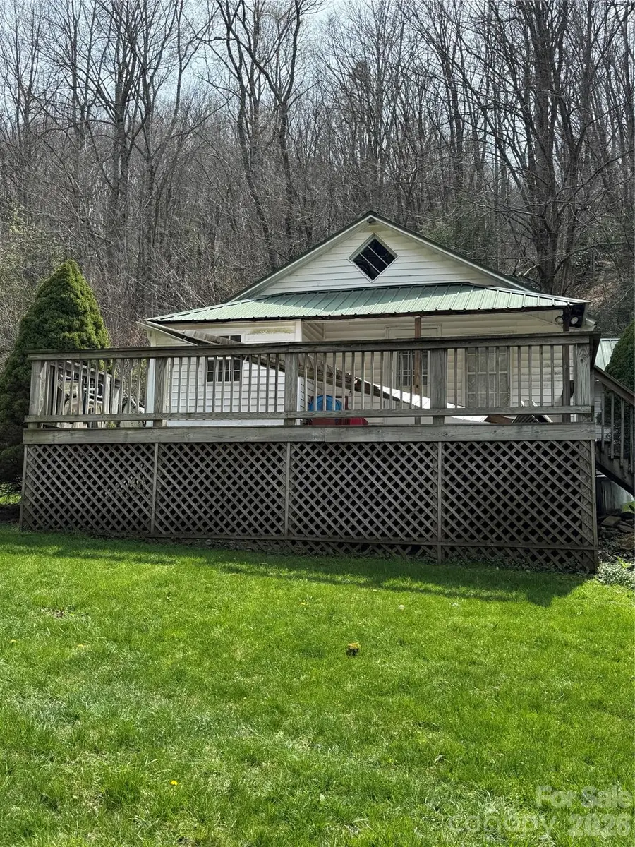 63 Jeffrey Franklin Lane, Newland, NC 28657 - #3