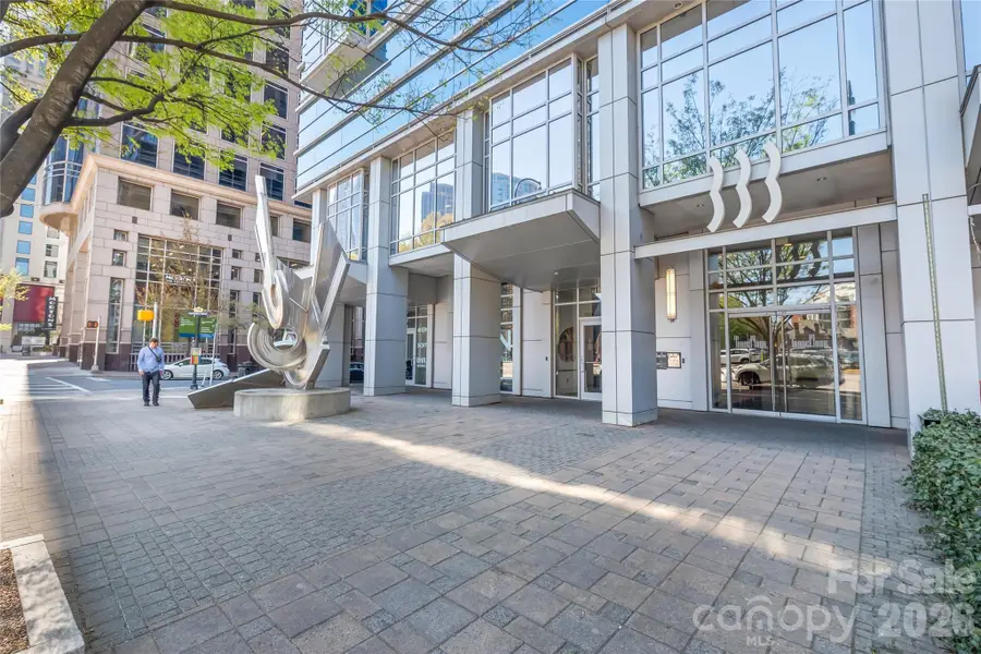 333 W Trade Street #2502, Charlotte, NC 28202 - #2