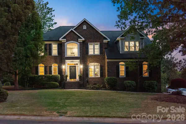4957 Shannamara Drive, Matthews, NC 28104
