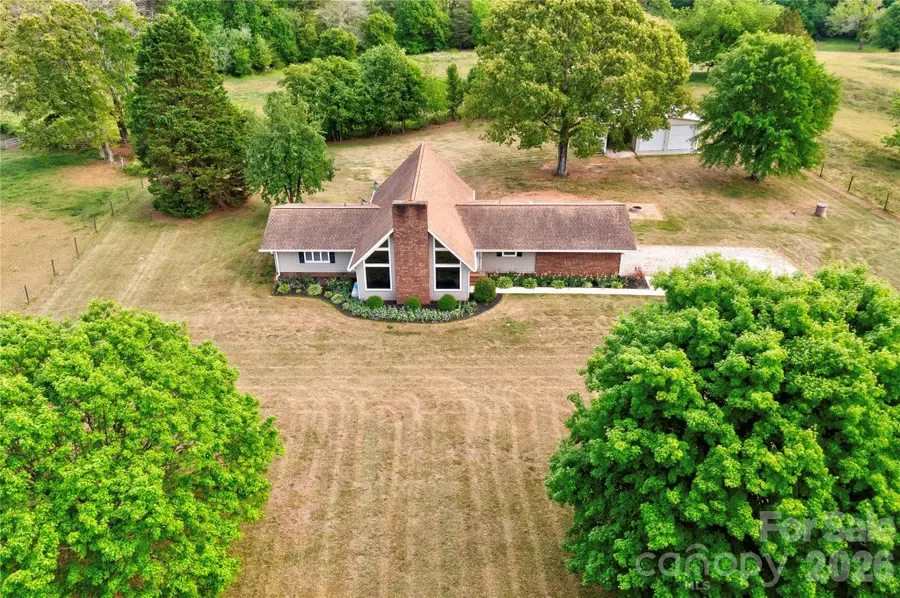 118 Crow Road, Shelby, NC 28152 - #2