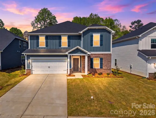 2076 Sunflower Circle, Newton, NC 28658