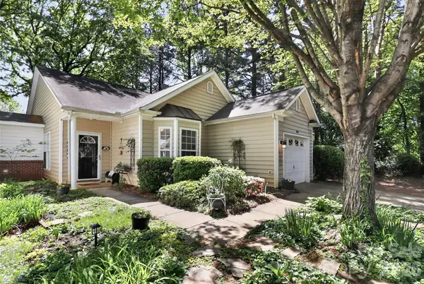 4851 Steepleglen Court, Charlotte, NC 28269