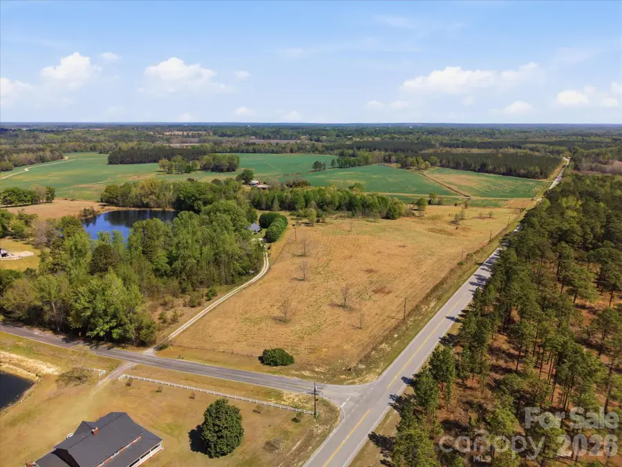 52 Mcmillan Road, Cheraw, SC 29520 - #2