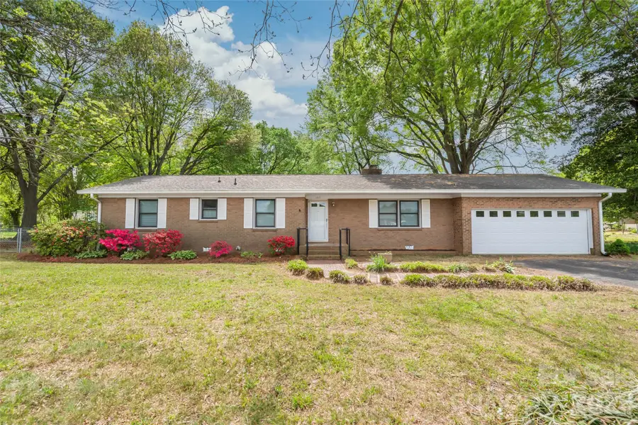 105 W Sunset Drive, Locust, NC 28097 - #2