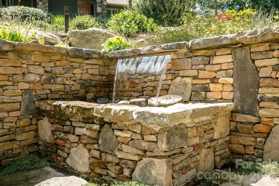 410 Springhouse Drive, Burnsville, NC 28714 - #2