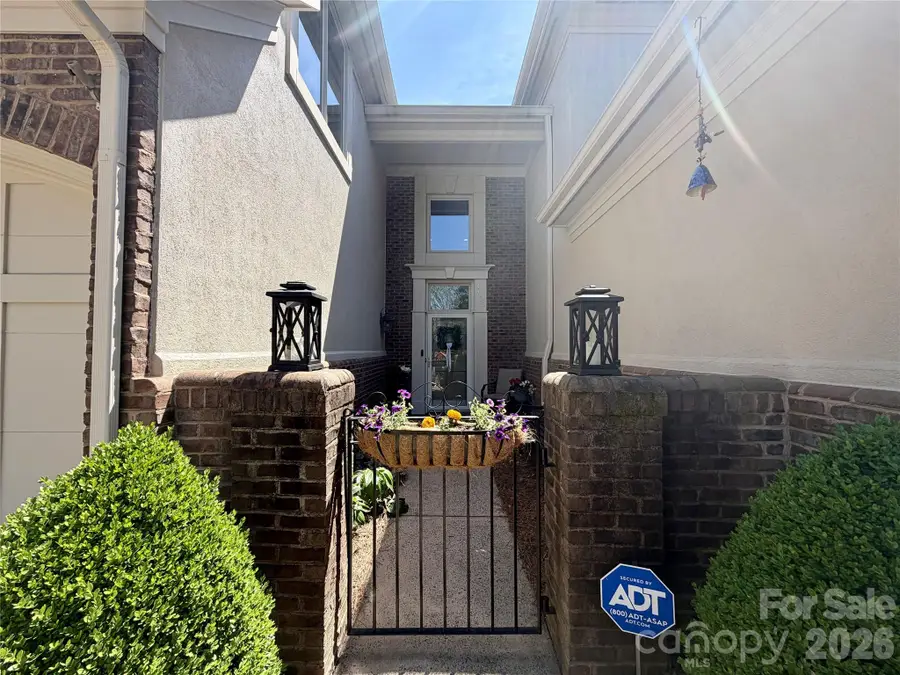 8964 Challis Hill Lane, Charlotte, NC 28226 - #2