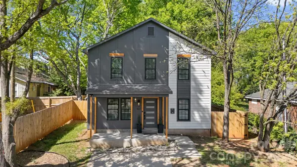 411 Cemetery Street, Charlotte, NC 28216