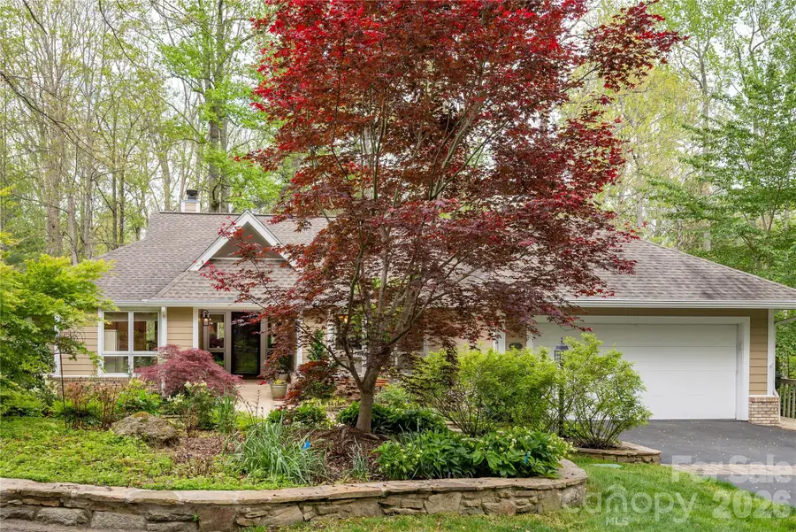 508 Cobblestone Lane N, Flat Rock, NC 28731 - #2