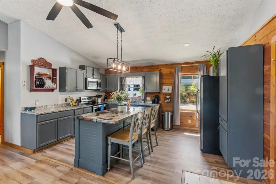 187 Cedarwood Drive, Waynesville, NC 28785 - #2