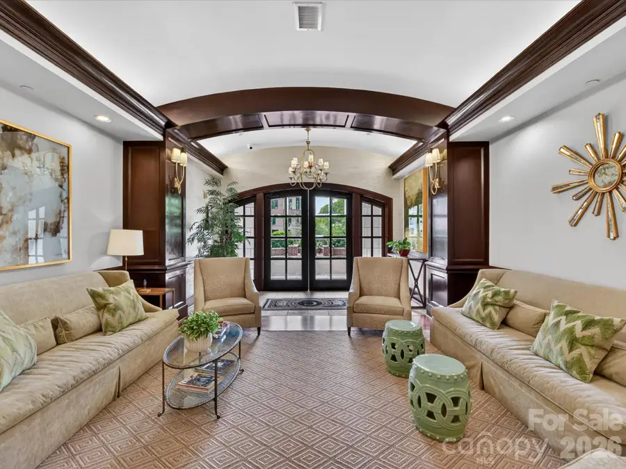 2223 Selwyn Avenue #302, Charlotte, NC 28207 - #2