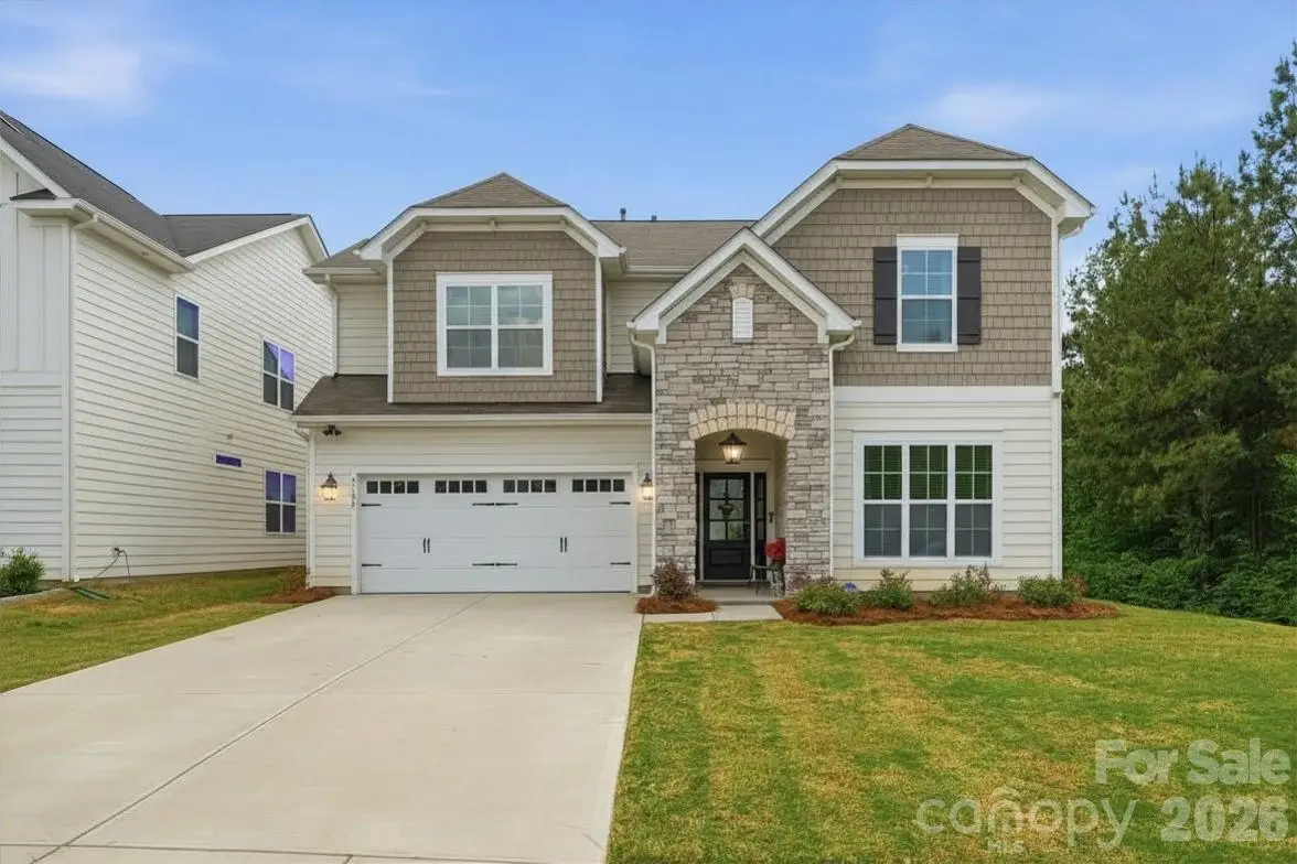 8105 Rolling Wheels Road, Charlotte, NC 28215 - #1