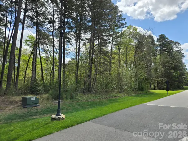 147 Heron Bay Drive #1, Badin Lake, NC 28127