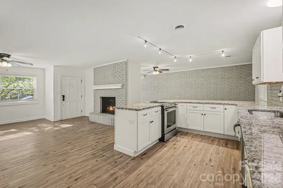 2330 18th Street Ne, Hickory, NC 28601 - #3