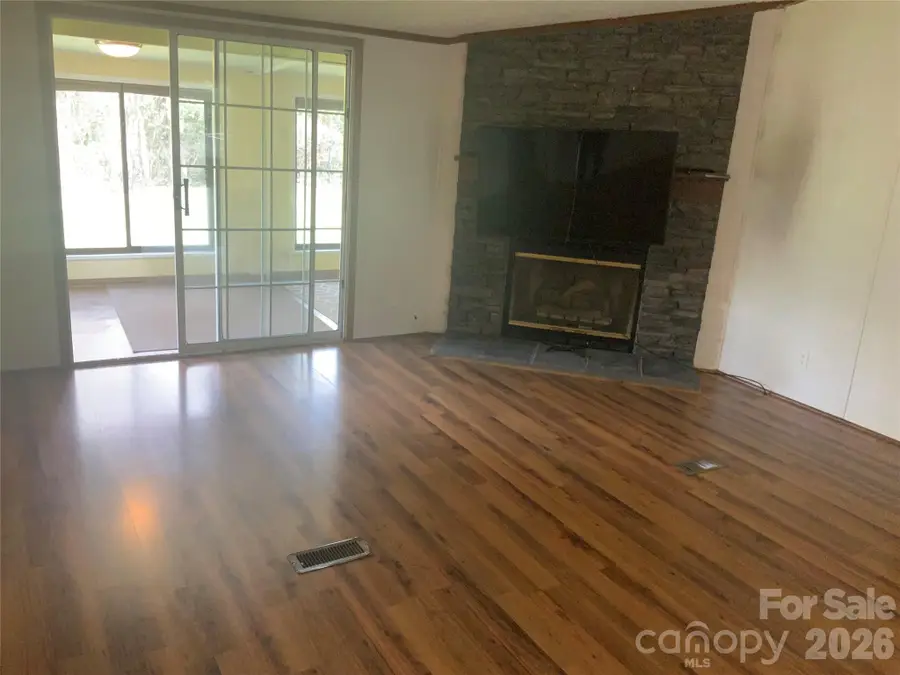 47 Eve Drive, Asheville, NC 28806 - #3