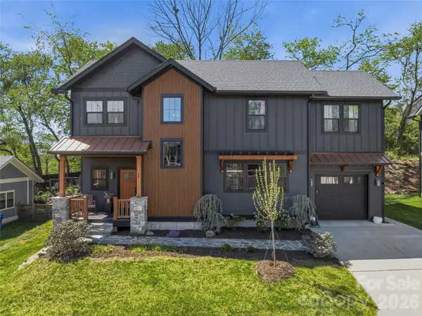 55 Acona Lane, Asheville, NC 28803