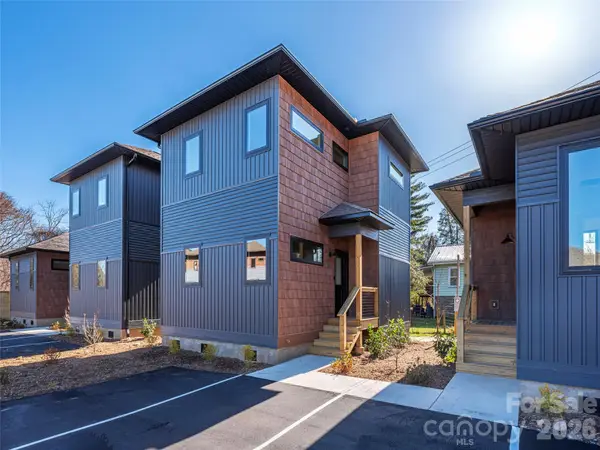 12 Leap Frog Park, Waynesville, NC 28786