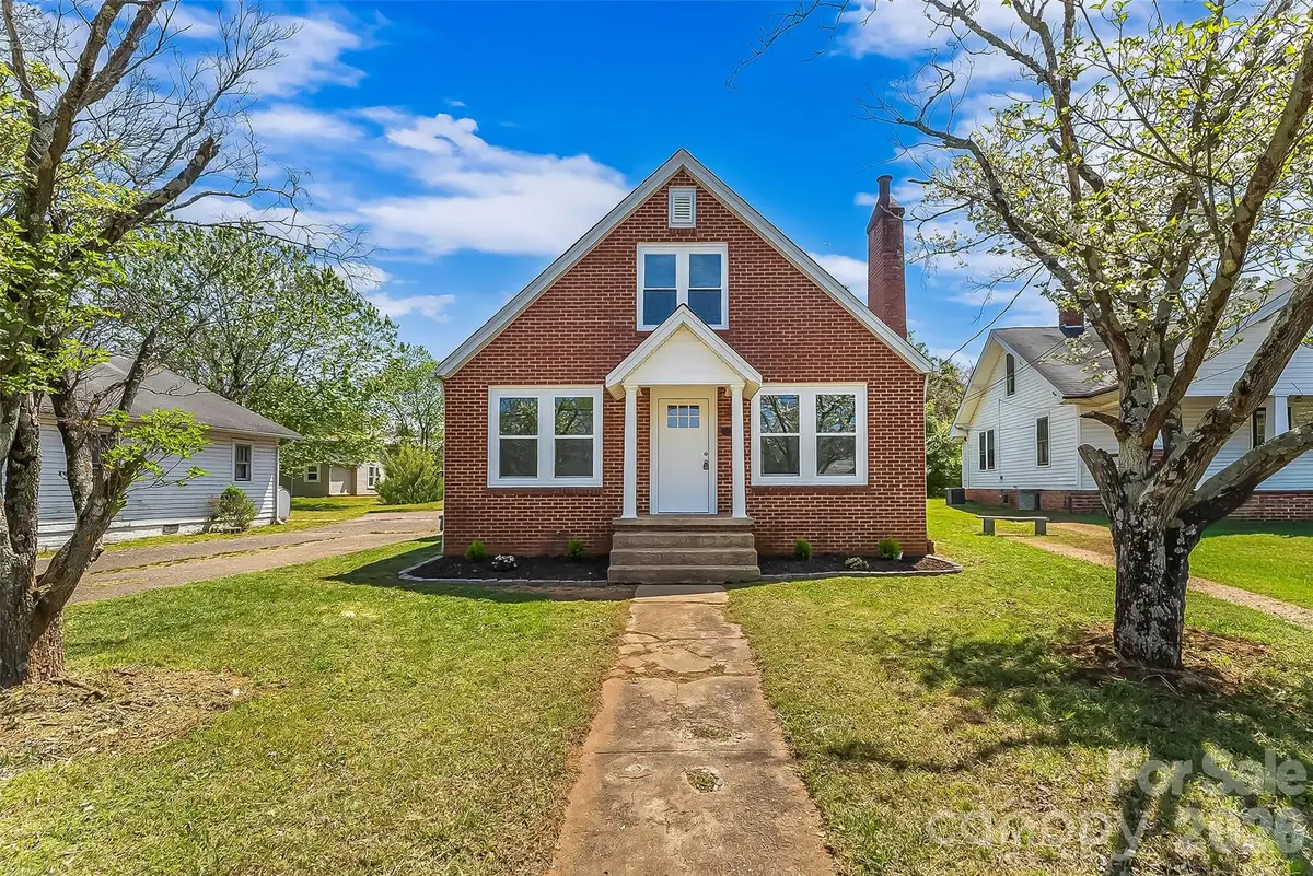 608 E Concord Street, Morganton, NC 28655 - #1