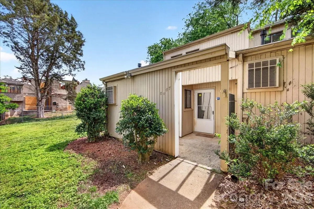 8007 Horse Chestnut Lane, Charlotte, NC 28277 - #1