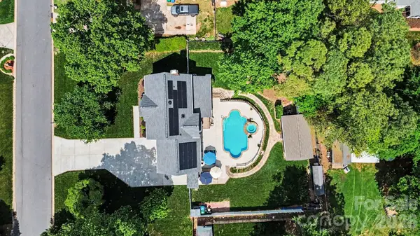 2705 Greenmont Circle, Belmont, NC 28012