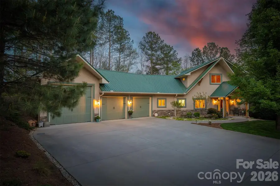 2224 W Paradise Harbor Drive, Connelly Springs, NC 28612 - #3