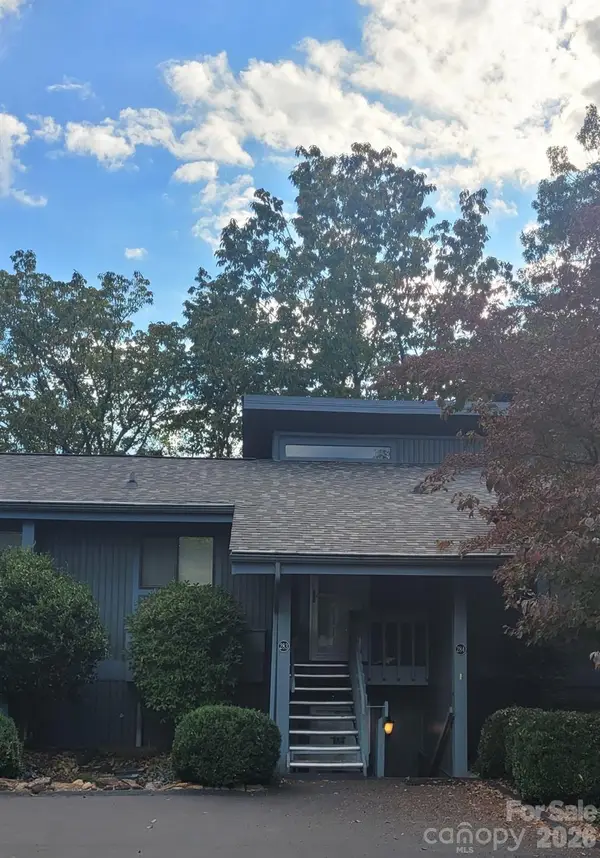 283 Tinequa Drive, Brevard, NC 28712