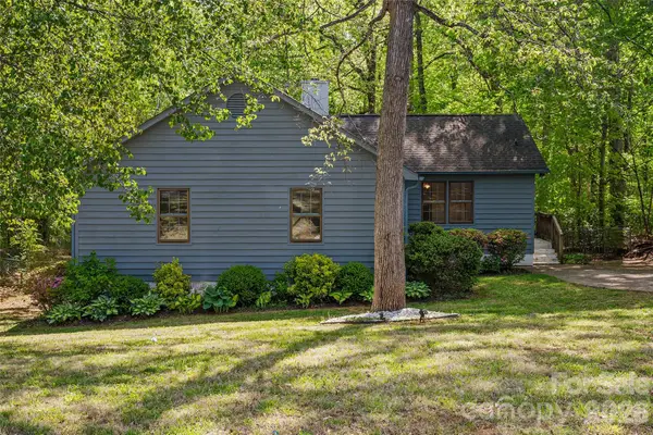 7201 Tall Tree Lane, Charlotte, NC 28214