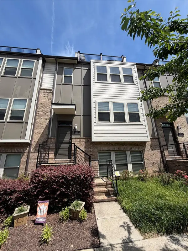 18017 Nolita Lane, Charlotte, NC 28204