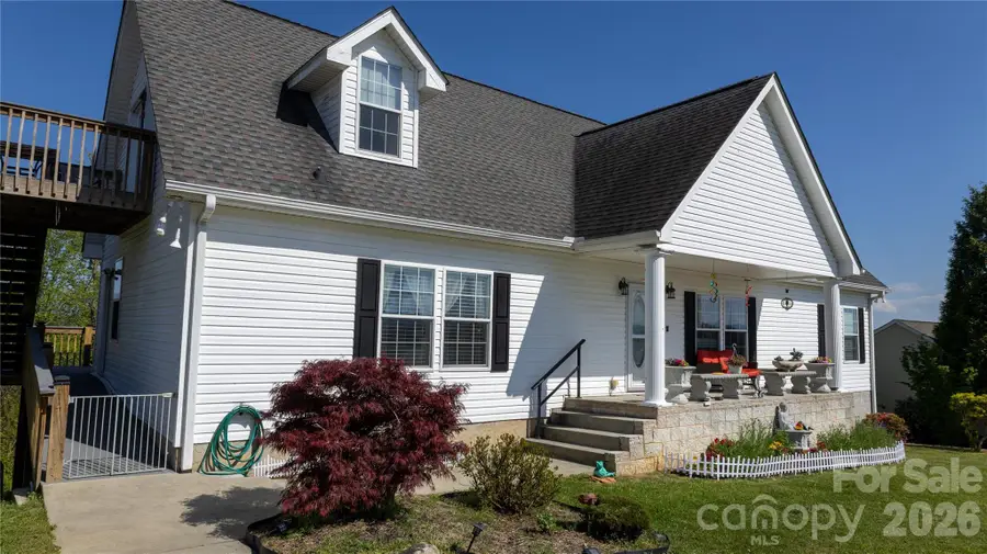100 Bend View Drive, Marshall, NC 28753 - #3