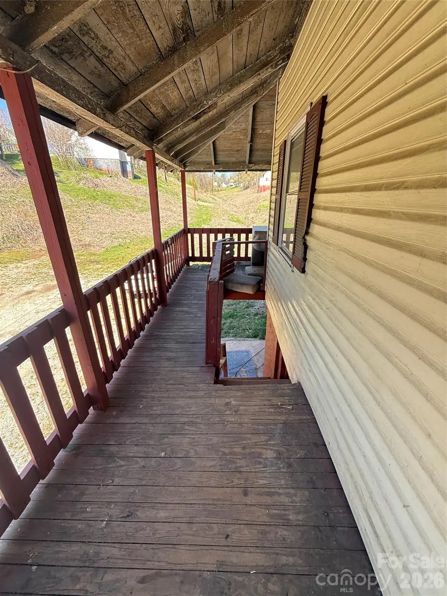 100 Hickory Street, Rhodhiss, NC 28667 - #3