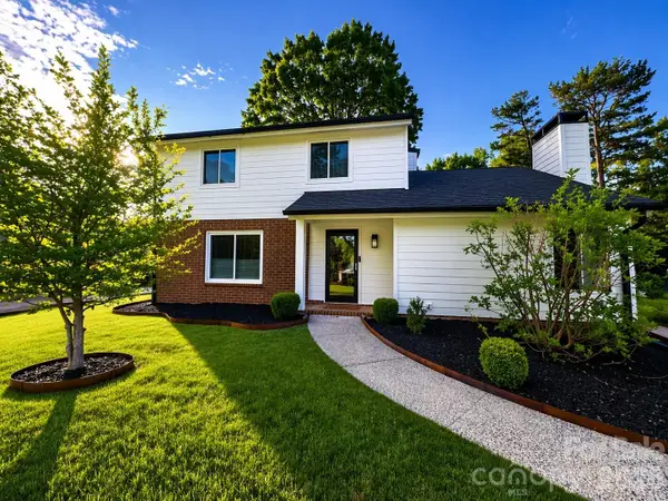 801 Sonata Place, Charlotte, NC 28211