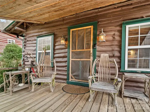 142 Cold Spring Road, Burnsville, NC 28714