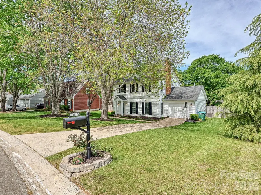 1616 English Knoll Drive, Matthews, NC 28105 - #3