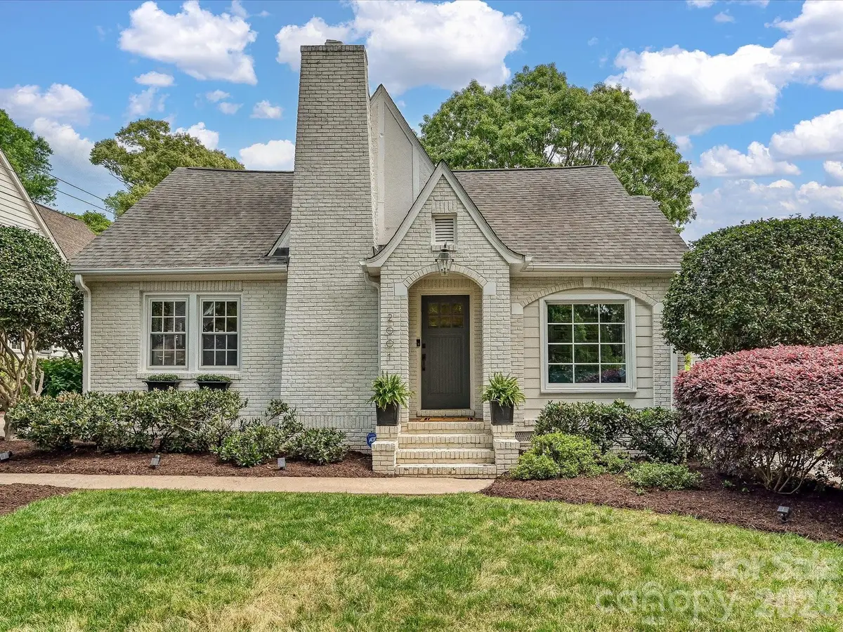 2001 Beverly Drive, Charlotte, NC 28207 - #1
