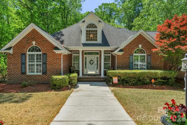 221 Lakeshore Drive, Rockingham, NC 28379